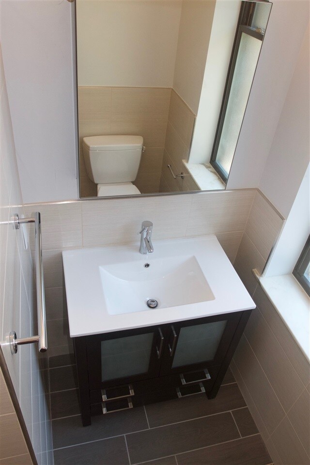 Building Photo - 106 5th St