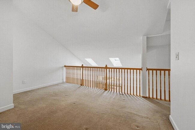 Building Photo - 5921 Barbados Pl