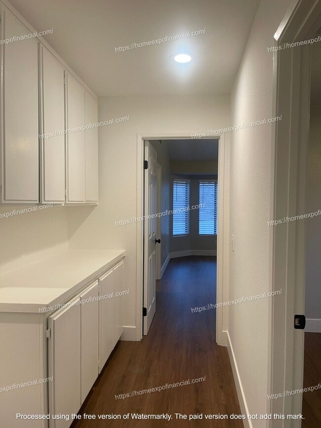 Building Photo - Nice Home For Rent