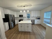 Building Photo - 4485 Ocean View Ave