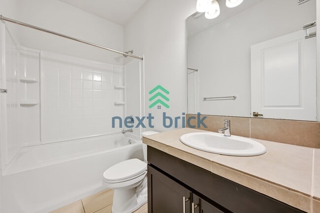 Building Photo - 3 Bed and 3 Bath Single Family Home is Available for Rent!