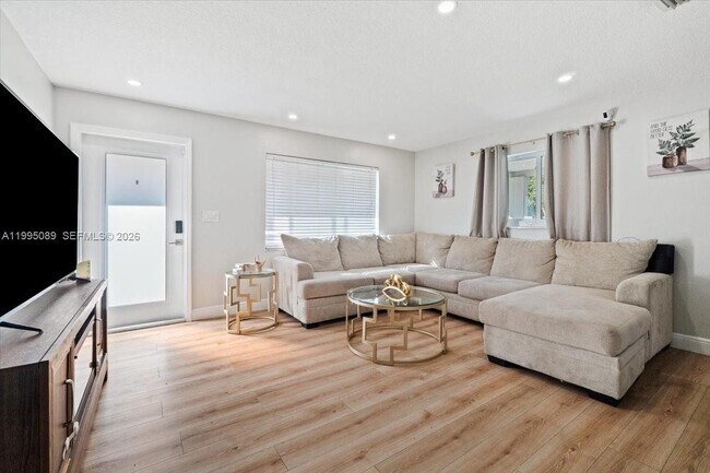 Building Photo - 5402 NW 25th Terrace