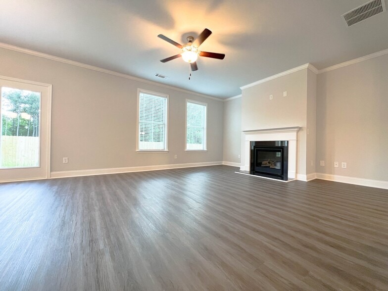 Building Photo - 3626 Lockaby Way