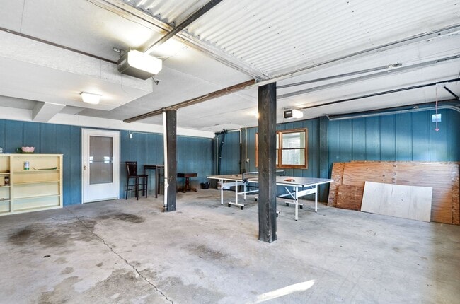 Building Photo - AMAZING WRIGHTSVILLE BEACH OFF-SEASON HOME - Now until End of April 2026