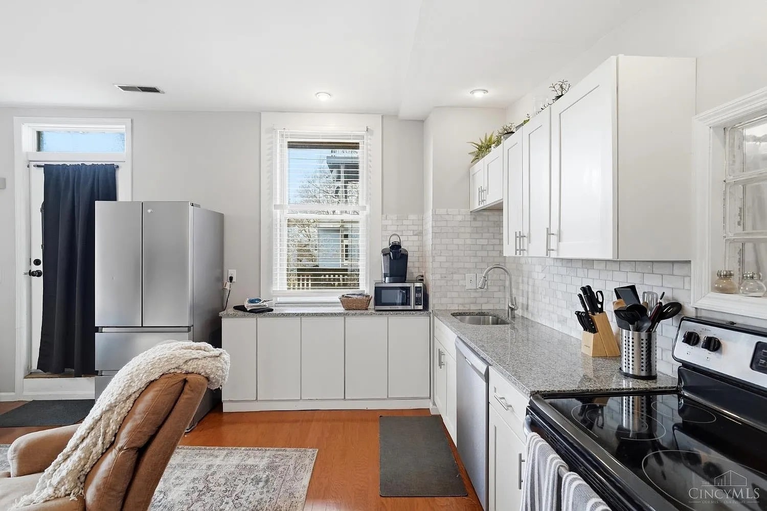 Building Photo - 535 Klotter Ave