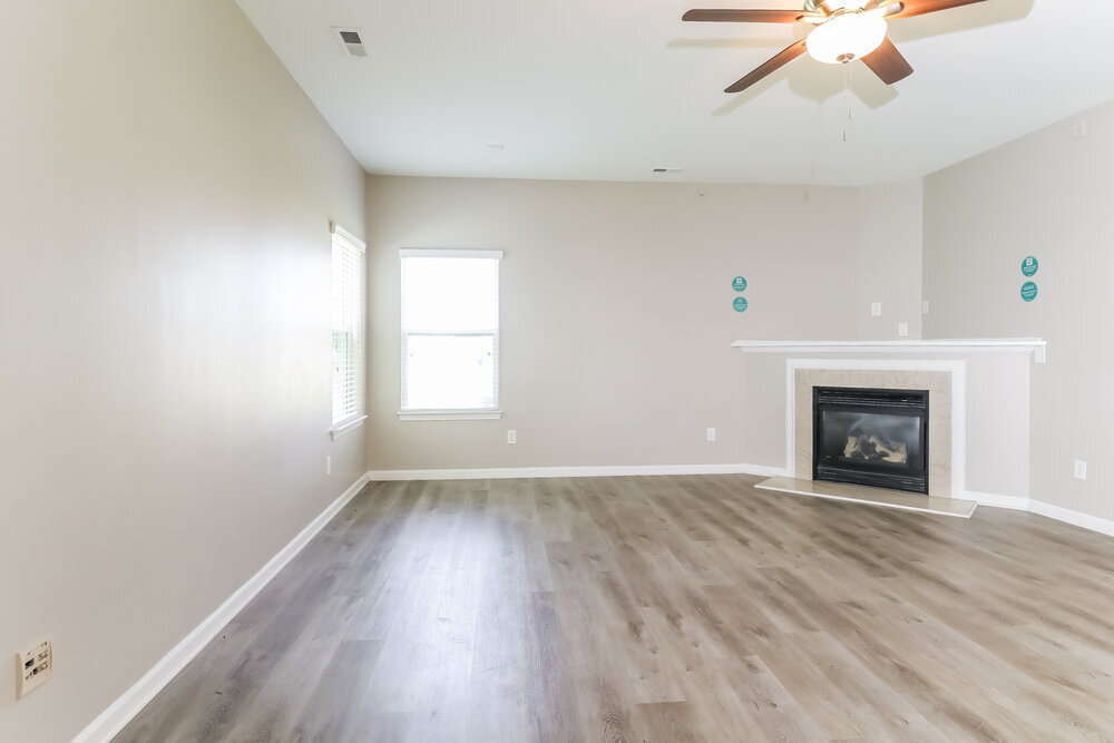 Building Photo - 1317 Bray Dr