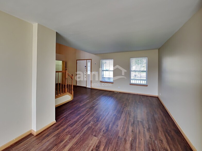 Building Photo - 1808 Brockway Pond Ct