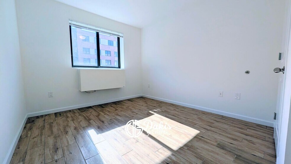 Building Photo - 31-72 31st Street, 2