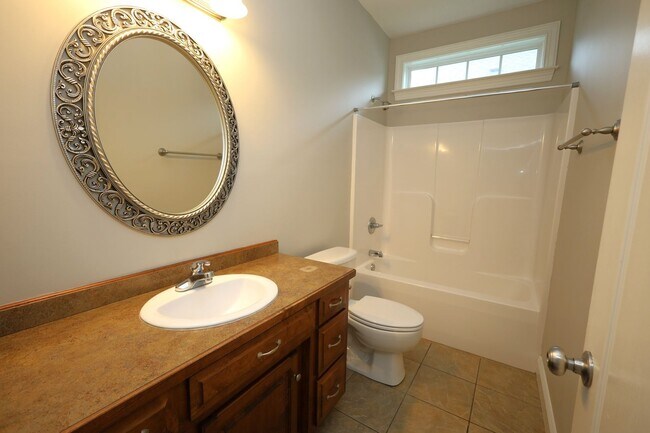 Building Photo - 4312 Wisteria Ln