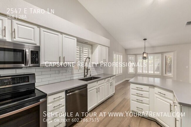 Building Photo - 2547 E Taro Ln