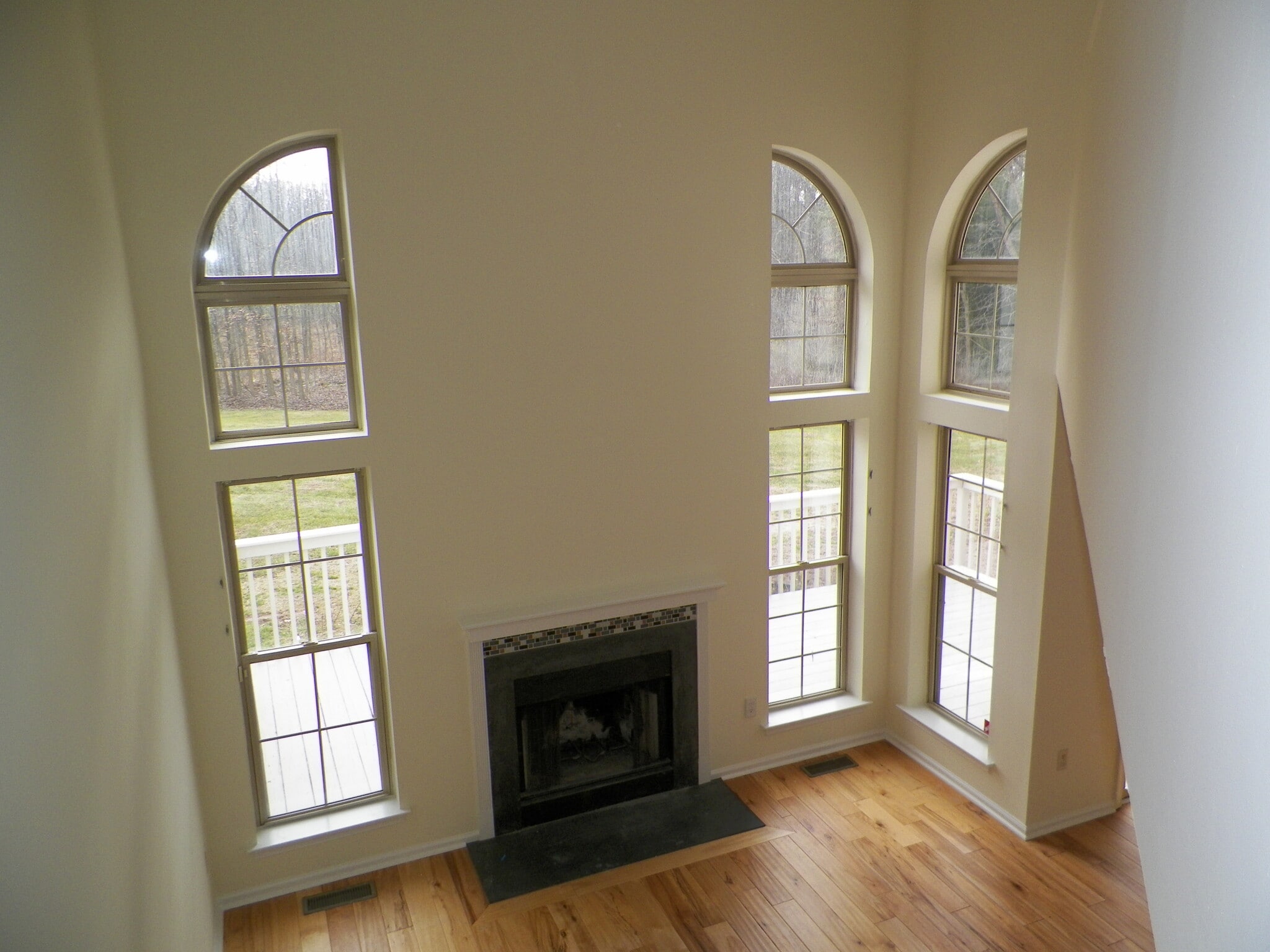 Building Photo - 5077 Rosewood Dr