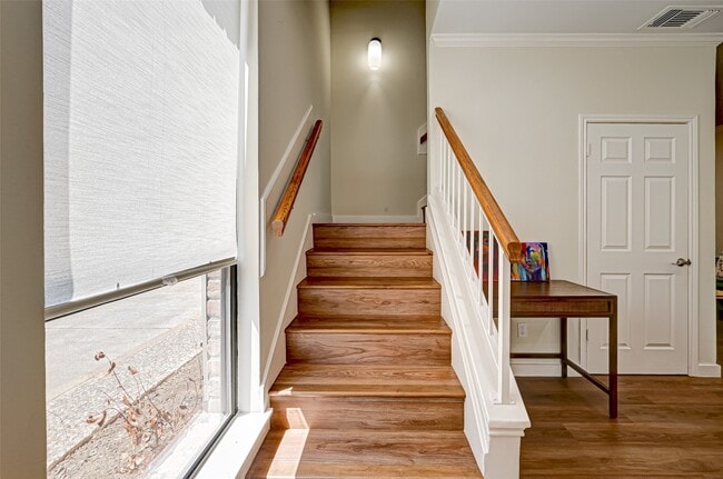 Building Photo - 1201 McDuffie St