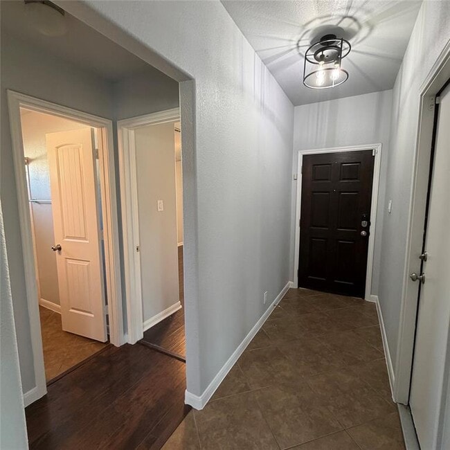 Building Photo - 1115 Sunny Meadows Loop