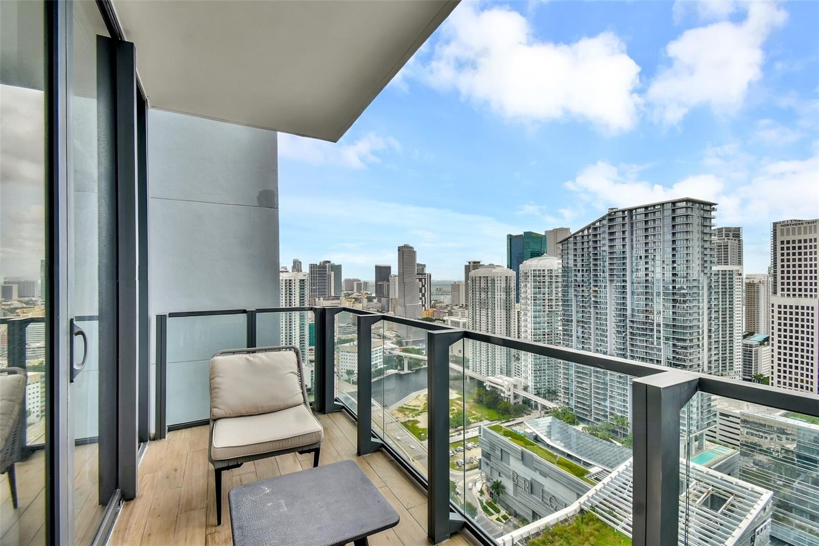 Building Photo - 88 SW 7th St