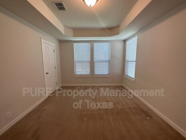 Building Photo - 2101 Rivers Edge Way