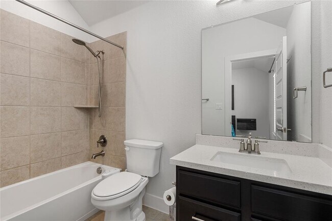 Building Photo - 2413 Choctaw Pl