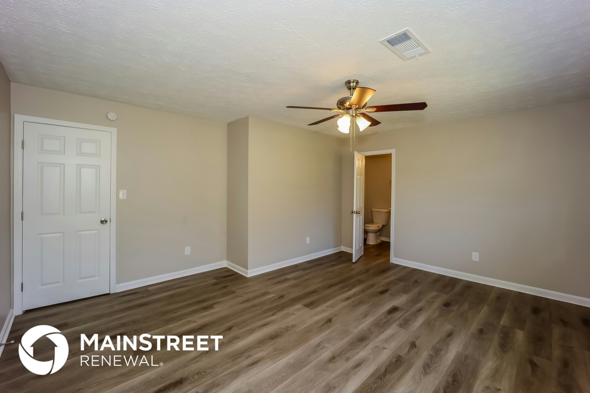 Building Photo - 252 Windemere Way