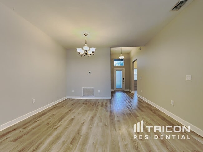 Building Photo - 13419 Graham Yarden Dr