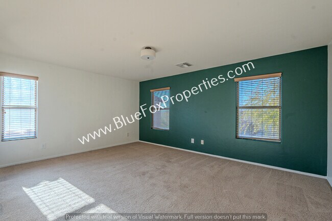 Building Photo - 39347 S Old Arena Dr