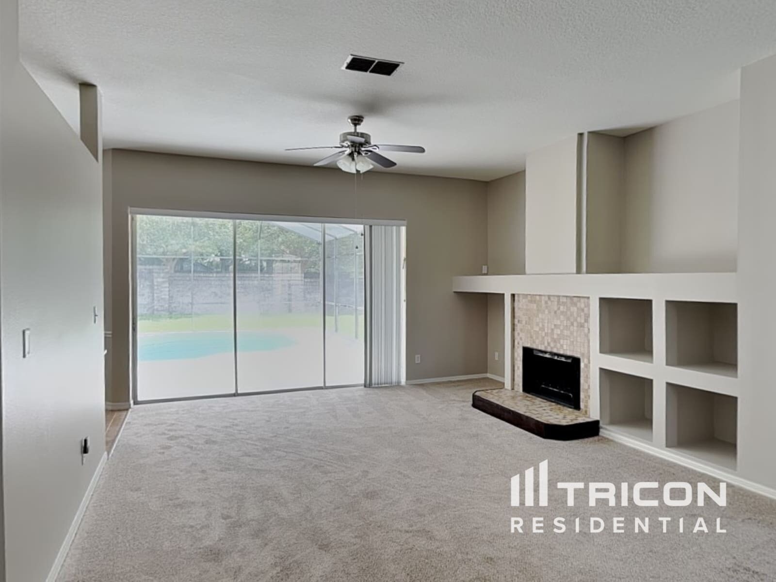 Building Photo - 933 Palm Cove Dr