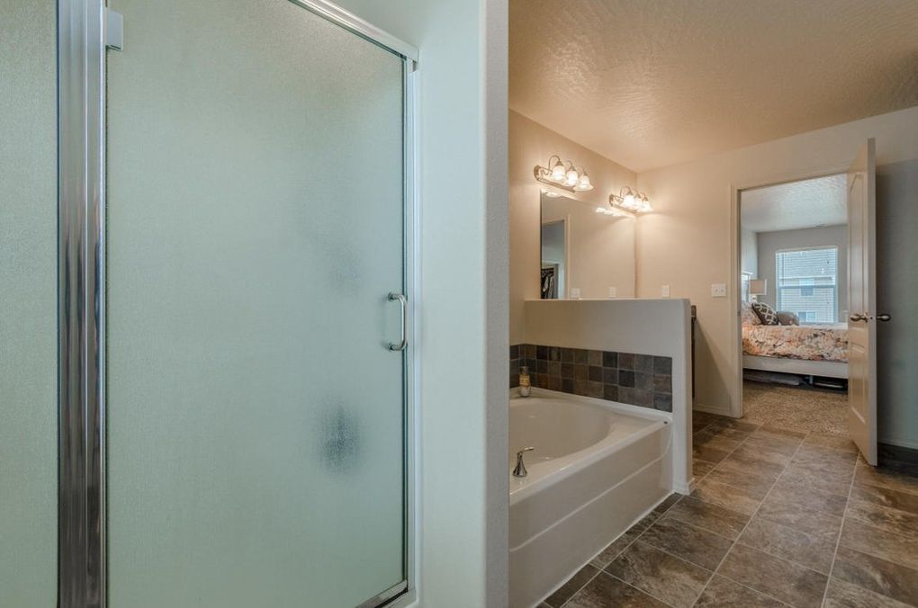 Building Photo - 4580 W Magrath Dr