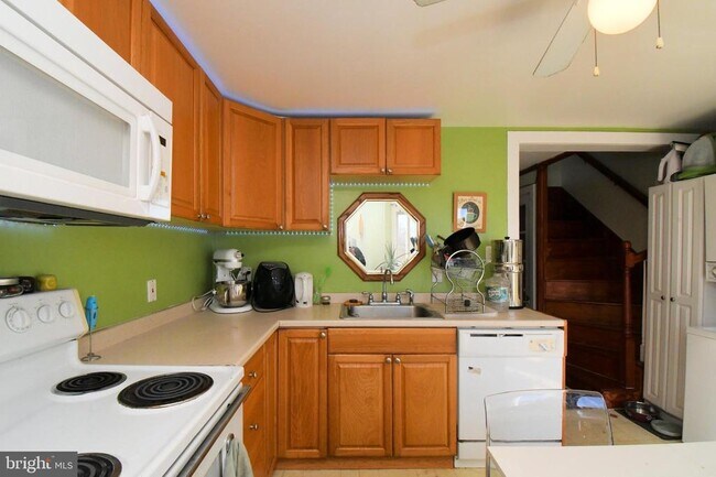 Building Photo - 2 High St