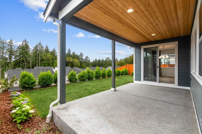 Building Photo - Spacious Two-Story in Port Orchard