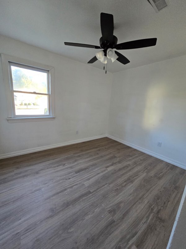 Building Photo - 368 Libby Ave