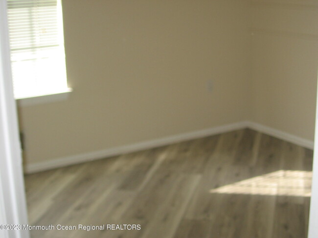 Building Photo - 1708 Ridgeview Ct