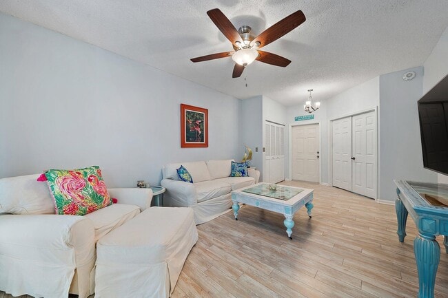 Building Photo - 401 Sea Oats Dr