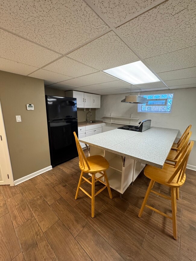 Building Photo - 1239 Disston St Unit 2