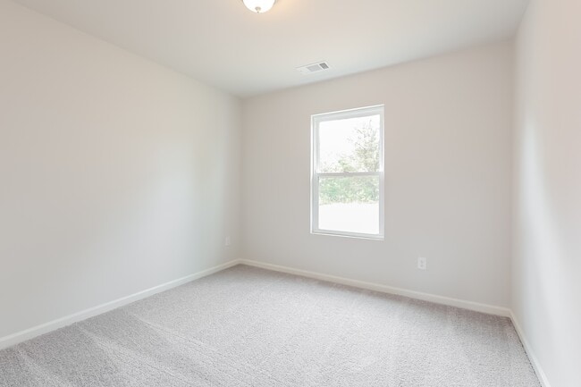 Building Photo - 679 Farmstead Trail