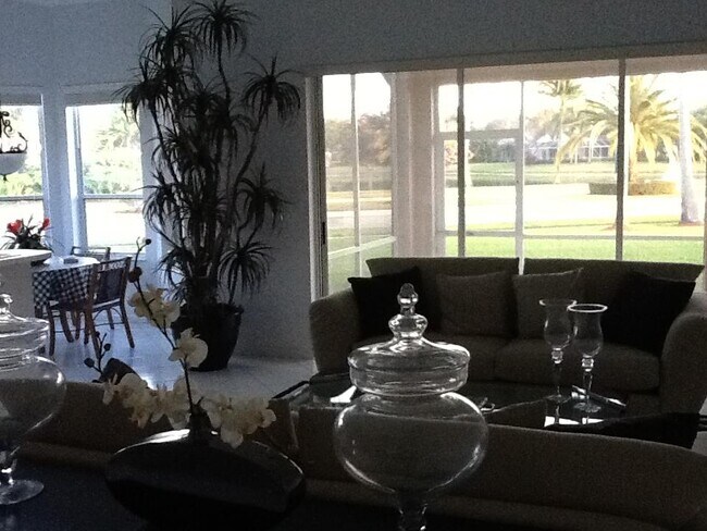 Building Photo - 8760 Shoal Creek Ln