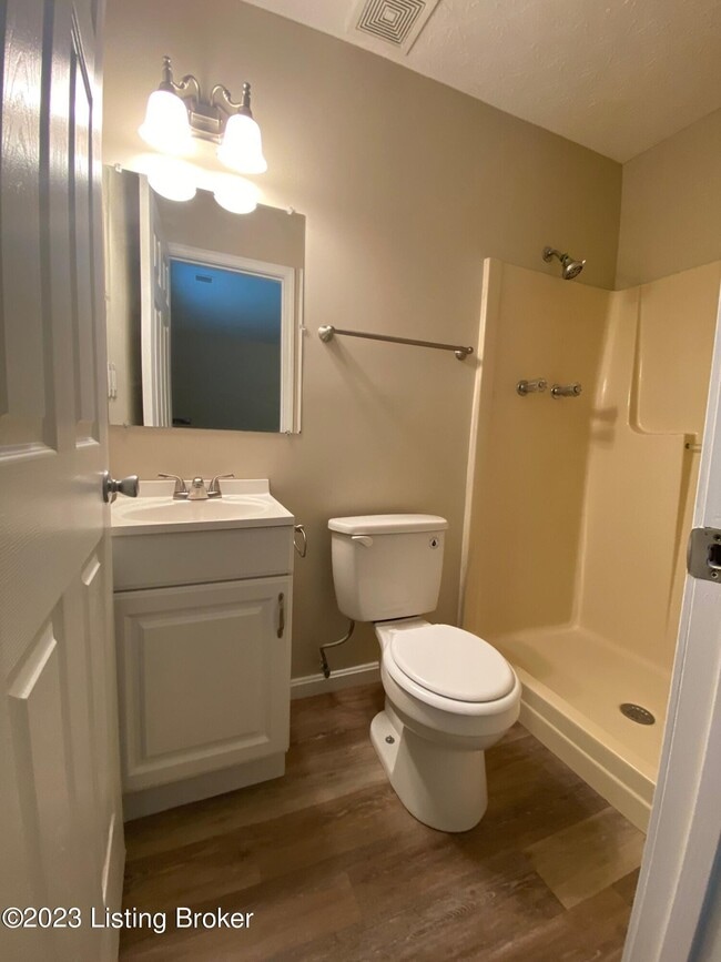 Building Photo - 6614 Burlwood Dr