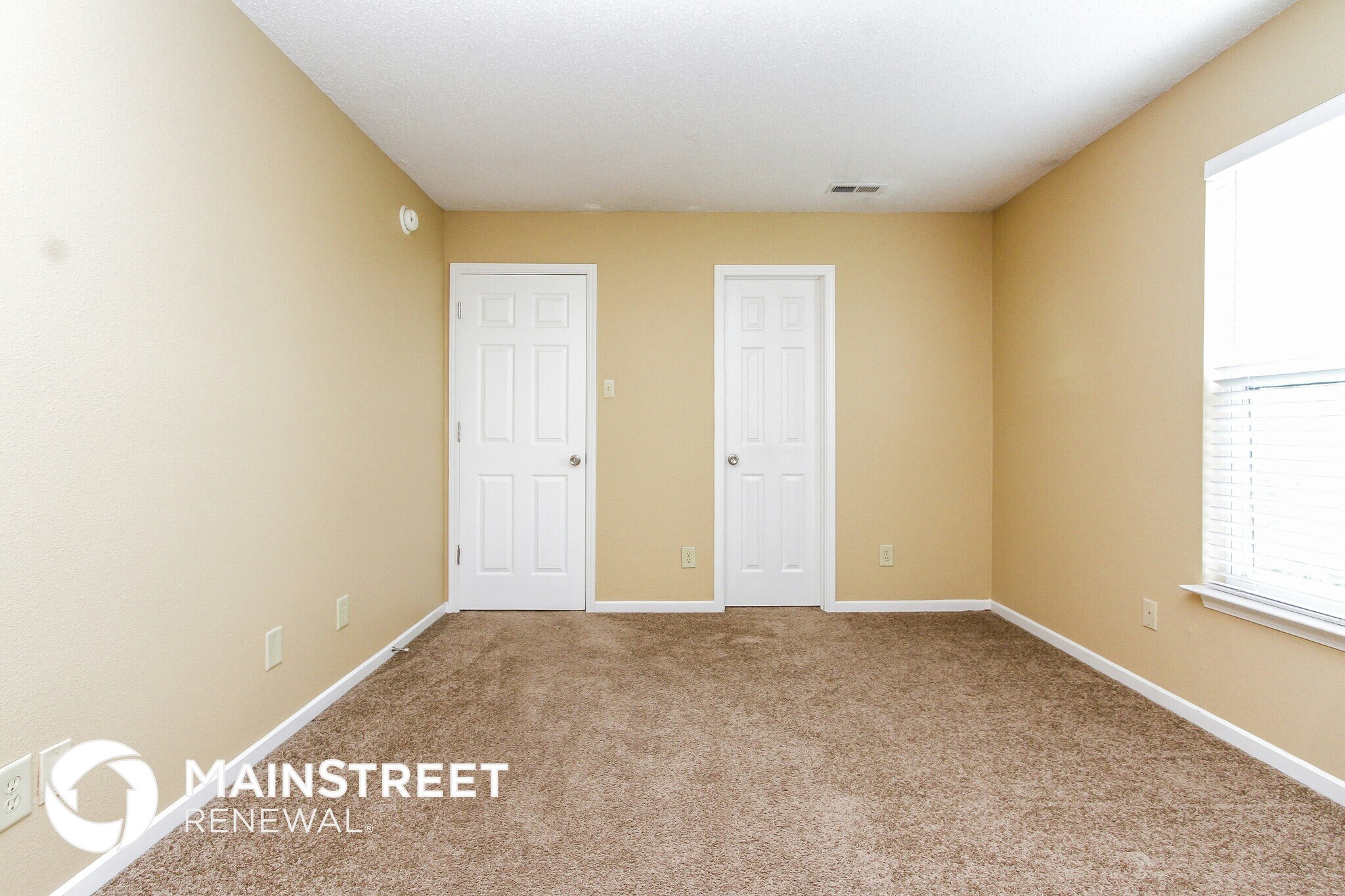 Building Photo - 8135 S Cricket Ln