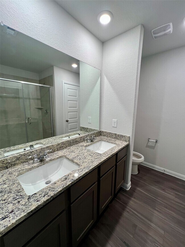 Building Photo - 13341 Burbot Dr