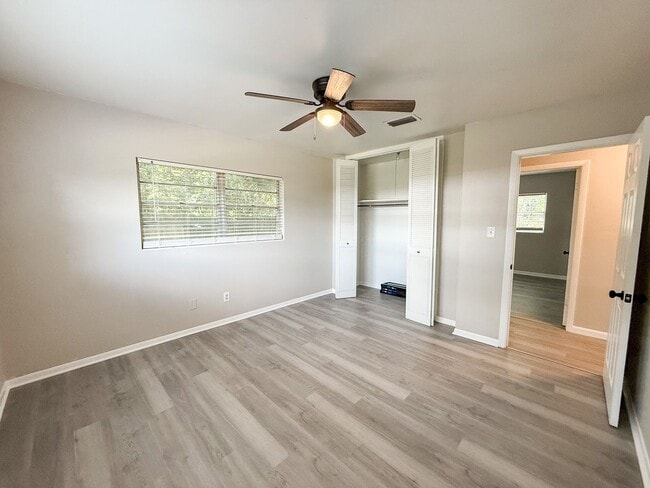 Building Photo - 3331 NW 27th Ave