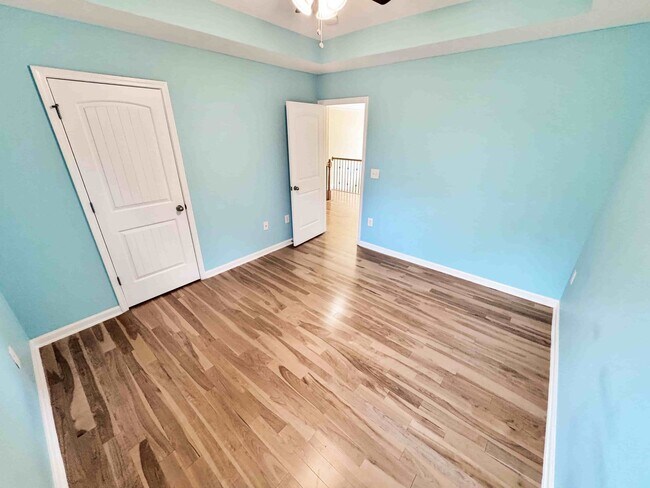 Building Photo - 6BR, 4BA, In-Law Suite