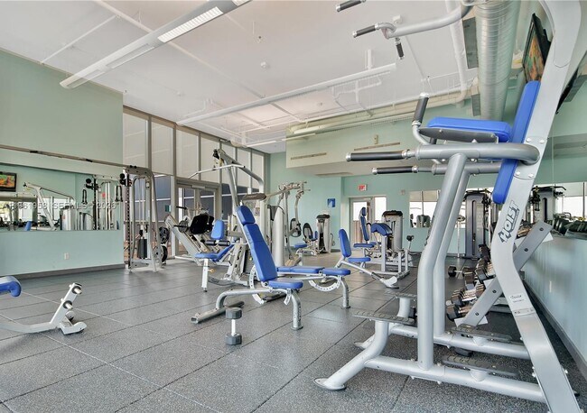 Building Photo - 888 Biscayne Blvd