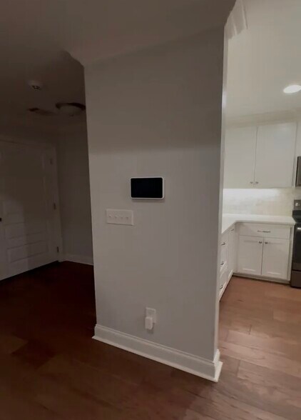 Security Pannel (Vivint) & Kitchen - 644 Osprey Cir