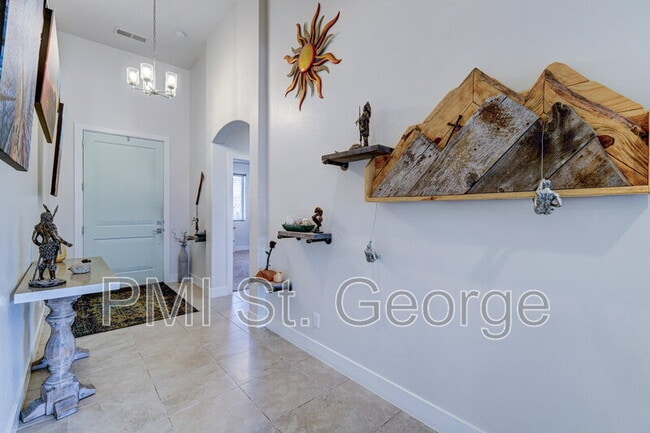 Building Photo - 2823 Kenzies Way