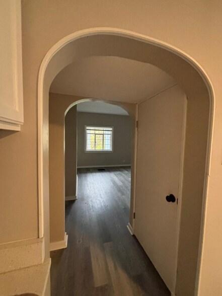 Building Photo - 631 Melwood Ave