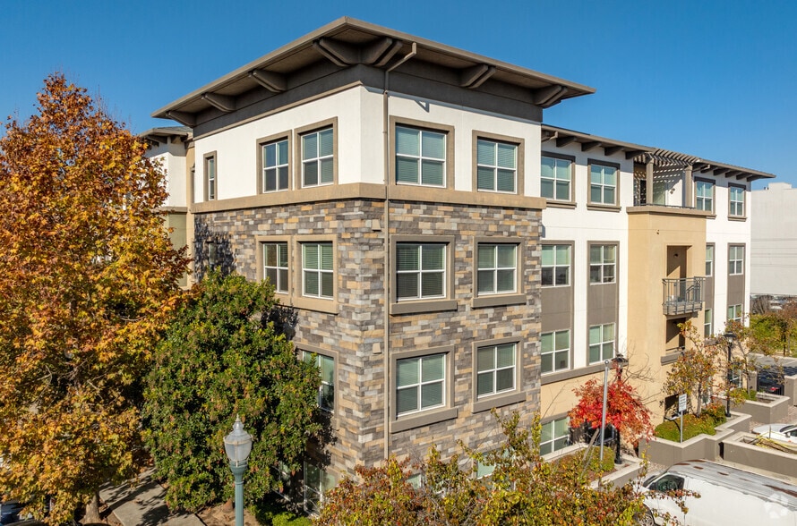 Building Photo - 888 San Mateo Apartments