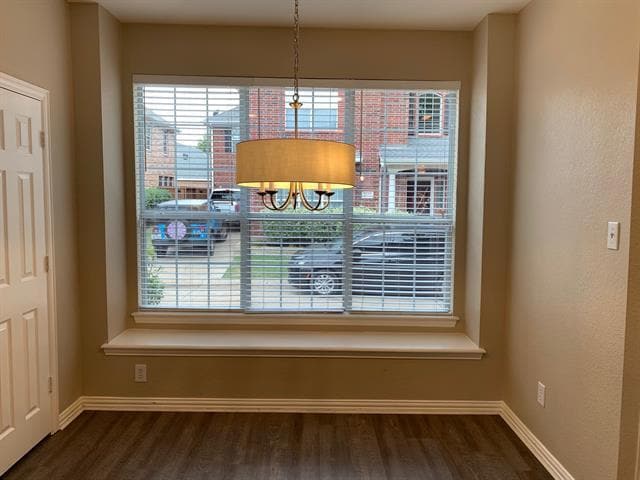 Building Photo - 2644 Dunbar Dr