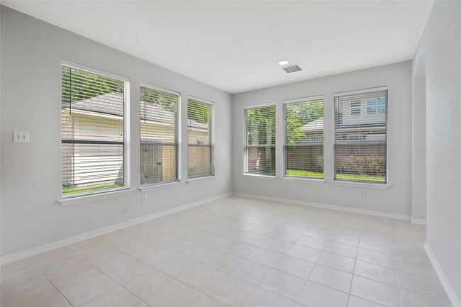 Building Photo - 30 Taupewood Pl