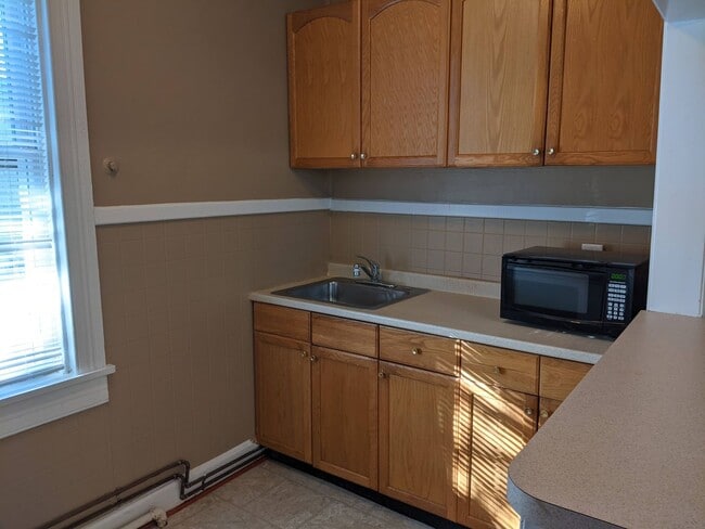 Building Photo - 3012 White Ave