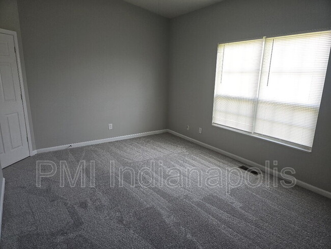 Building Photo - 1811 Winfield Park Dr