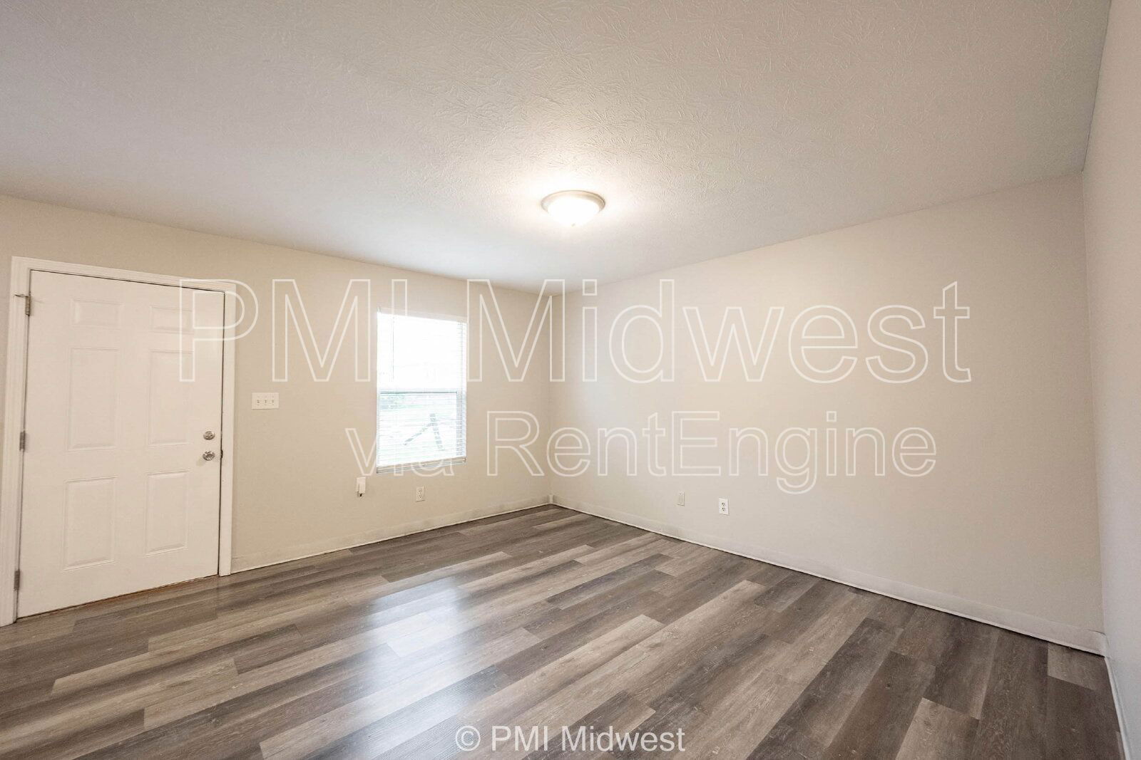 Building Photo - 622 N Linwood Ave