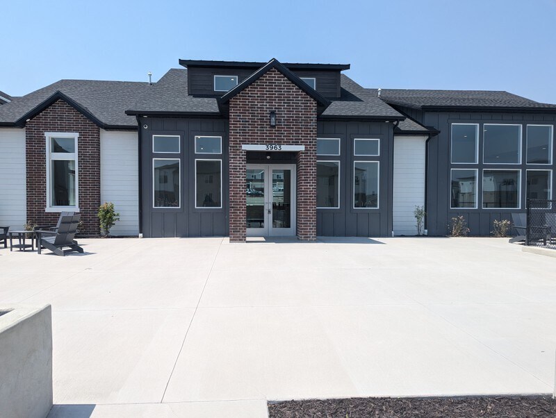 Building Photo - 3797 Big Horn Dr