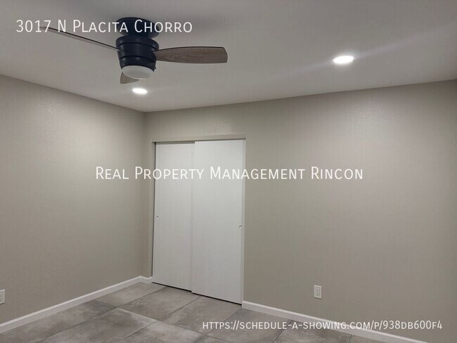 Building Photo - 3017 Placita Chorro